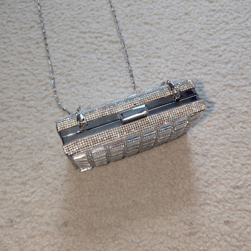 Macy's Silver Geometric Clutch with Chain Strap - Picture 4 of 9